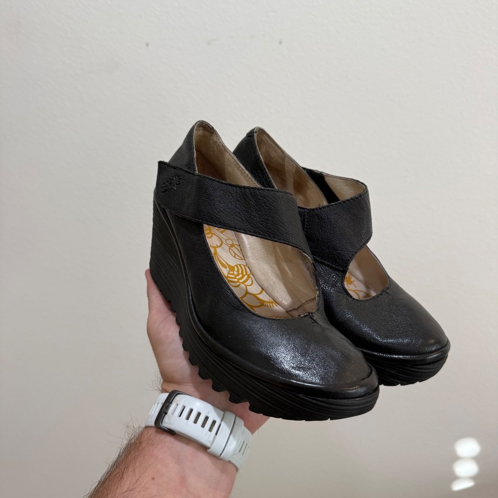 Fly London Yasi Black Leather Wedge Pump Asymmetric Strap Shoes P500682000 EU 37